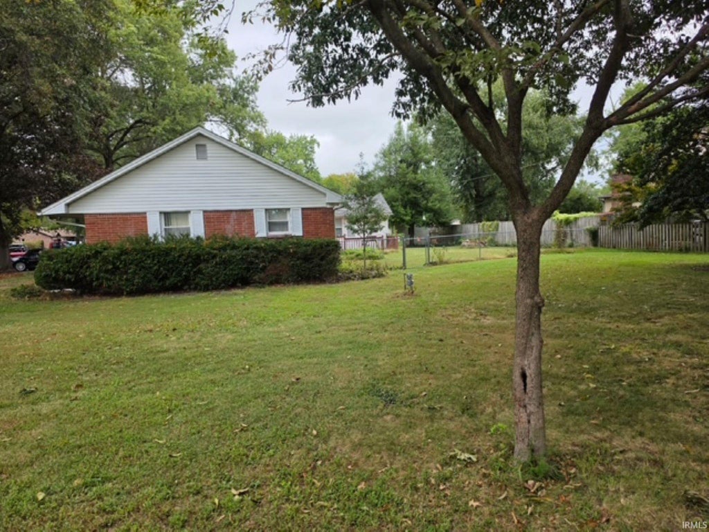 Photo of 7466 Ellenwood Streets, Terre Haute, IN 47802 (MLS # 202640039)