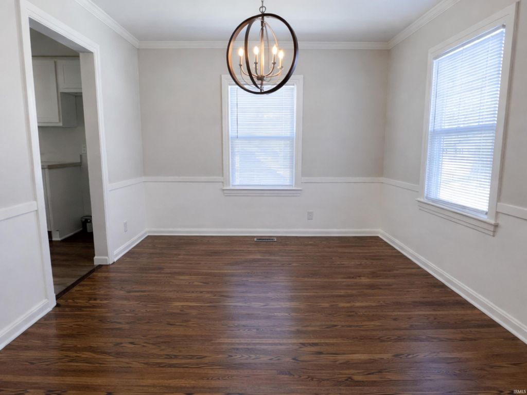 Photo of 2059 E Gum Street, Evansville, IN 47714 (MLS # 202603960)