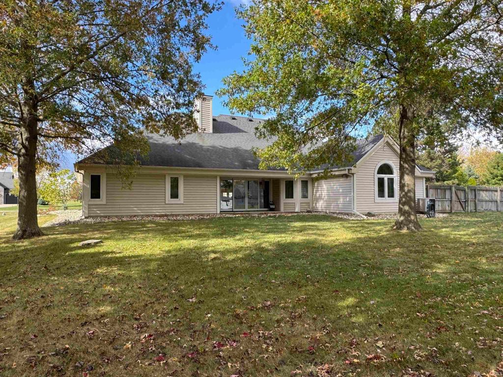 Photo of 15114 Lions Passage, Leo, IN 46765 (MLS # 202607370)