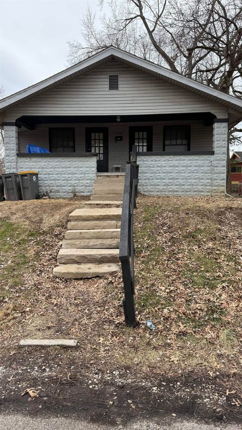 Photo of 1106 S Madison Street, Bloomington, IN 47403 (MLS # 202605326)