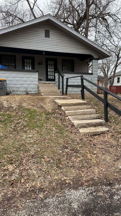 Tiny photo for 1106 S Madison Street, Bloomington, IN 47403 (MLS # 202605326)