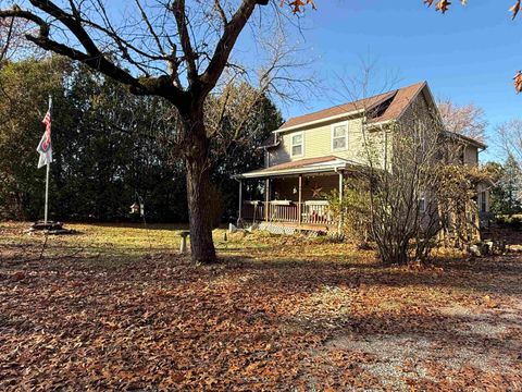 Photo of 10140 E State Road 10, Culver, IN 46511 (MLS # 202547463)