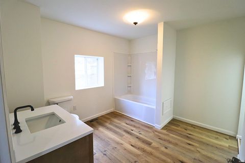 Tiny photo for 610 N Wilson Street, Delphi, IN 46923 (MLS # 202548941)