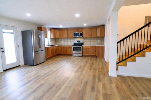 Tiny photo for 610 N Wilson Street, Delphi, IN 46923 (MLS # 202548941)