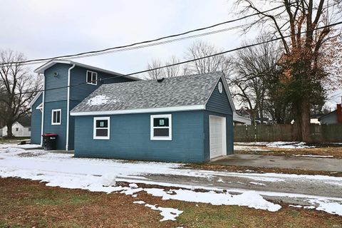 Tiny photo for 610 N Wilson Street, Delphi, IN 46923 (MLS # 202548941)