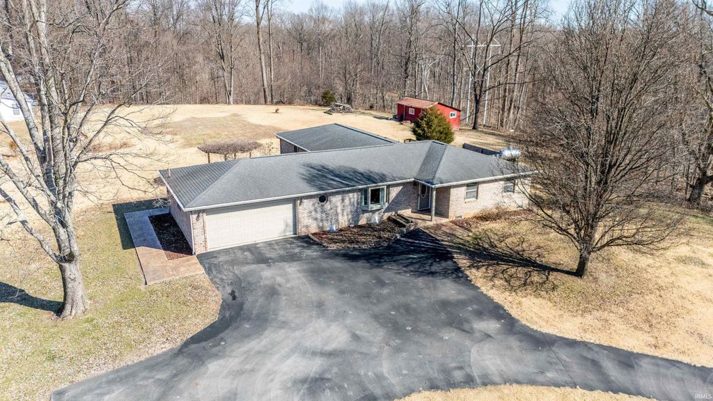 Photo of 2481 Brandywine Lane, Martinsville, IN 46151 (MLS # 202606382)