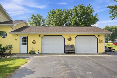 Tiny photo for 68 W 150 S, Bringhurst, IN 46913 (MLS # 202629244)