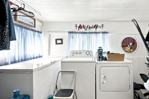 Tiny photo for 68 W 150 S, Bringhurst, IN 46913 (MLS # 202629244)