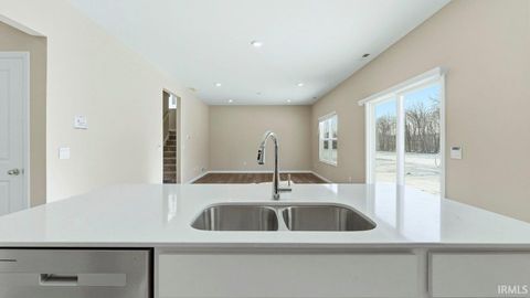 Tiny photo for 6896 Jerome Park Place, Fort Wayne, IN 46835 (MLS # 202539468)