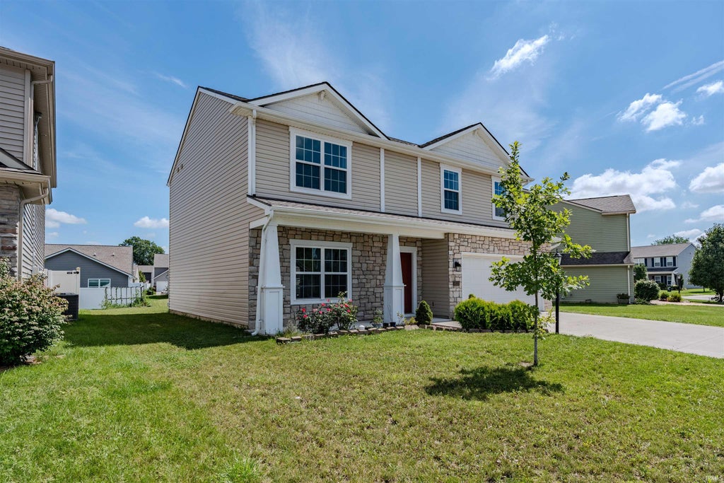 Photo of 6110 Melan Cove, Fort Wayne, IN 46835 (MLS # 202634854)