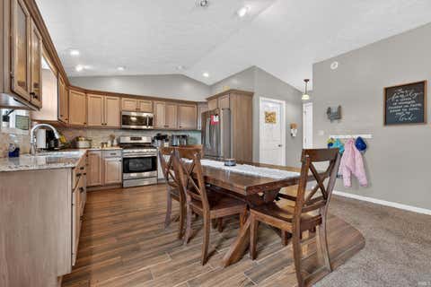 Tiny photo for 305 Kingsmill Drive, Logansport, IN 46947 (MLS # 202624439)