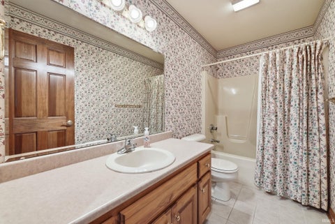 Tiny photo for 103 Matthew Cove, Auburn, IN 46706 (MLS # 202641927)