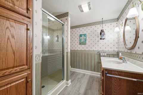 Tiny photo for 103 Matthew Cove, Auburn, IN 46706 (MLS # 202641927)