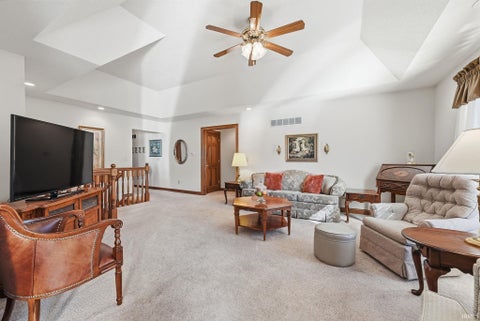 Tiny photo for 103 Matthew Cove, Auburn, IN 46706 (MLS # 202641927)