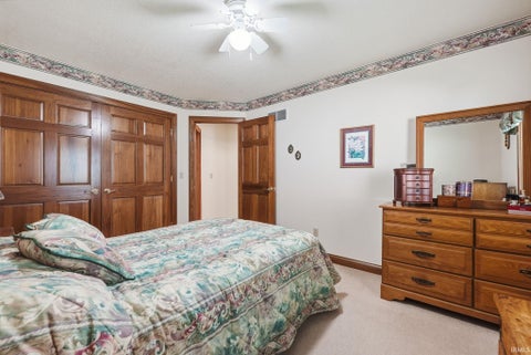 Tiny photo for 103 Matthew Cove, Auburn, IN 46706 (MLS # 202641927)