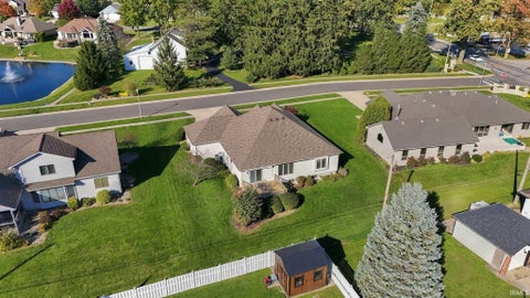 Tiny photo for 103 Matthew Cove, Auburn, IN 46706 (MLS # 202641927)