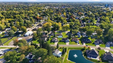 Tiny photo for 103 Matthew Cove, Auburn, IN 46706 (MLS # 202641927)