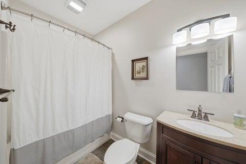 Tiny photo for 12034 Sycamore Lakes Court, Fort Wayne, IN 46814 (MLS # 202643457)
