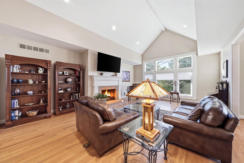 Photo of 12034 Sycamore Lakes Court, Fort Wayne, IN 46814 (MLS # 202643457)