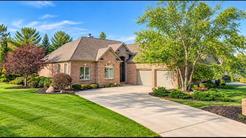 Photo of 12034 Sycamore Lakes Court, Fort Wayne, IN 46814 (MLS # 202643457)
