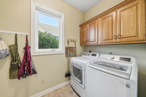 Tiny photo for 12034 Sycamore Lakes Court, Fort Wayne, IN 46814 (MLS # 202643457)