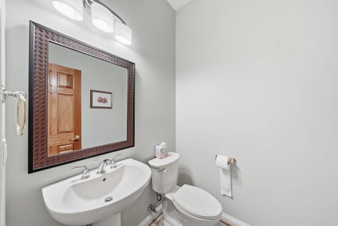 Tiny photo for 12034 Sycamore Lakes Court, Fort Wayne, IN 46814 (MLS # 202643457)