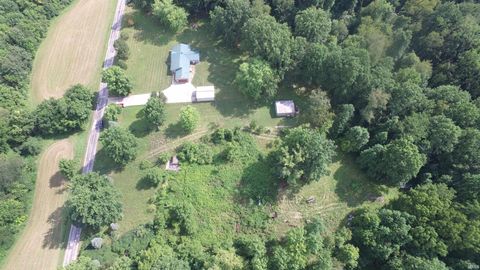 Tiny photo for 1424 S 550 E, Peru, IN 46970 (MLS # 202533121)