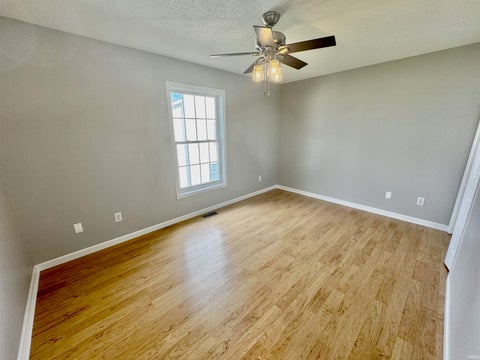 Tiny photo for 3404 S Oaklawn Circle, Bloomington, IN 47401 (MLS # 202631165)