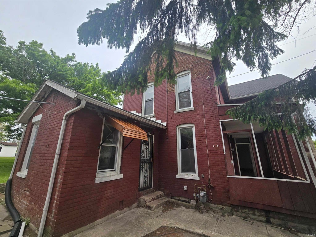 Photo of 713 Harmar Street, Fort Wayne, IN 46803 (MLS # 202621349)