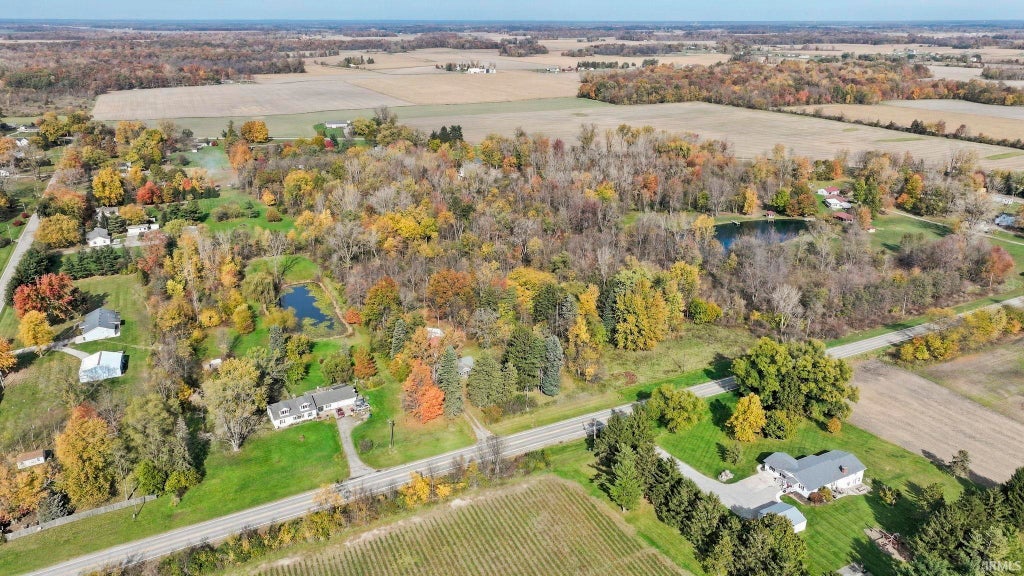 Photo of 13020 W Washington Center, Fort Wayne, IN 46818 (MLS # 202644785)