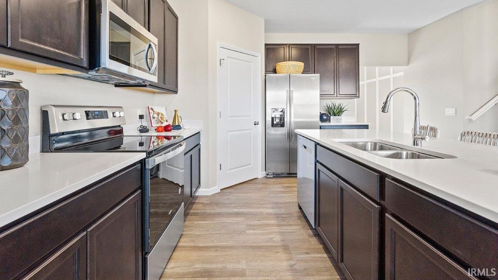 Photo of 660 Malfoy Court, Bluffton, IN 46714 (MLS # 202545919)