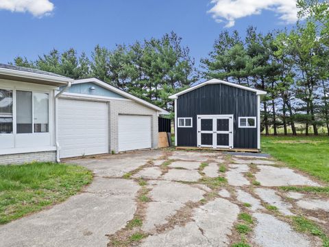 Tiny photo for 8303 W 400 S, Russiaville, IN 46979 (MLS # 202613377)