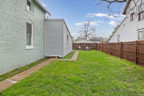 Tiny photo for 1109 S 4Th Street, Lafayette, IN 47905 (MLS # 202612602)
