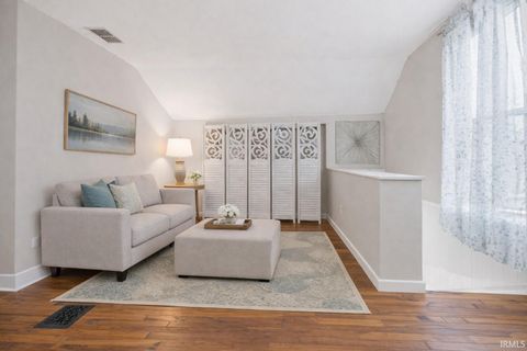 Tiny photo for 1109 S 4Th Street, Lafayette, IN 47905 (MLS # 202612602)