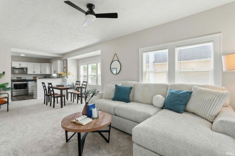 Tiny photo for 722 S 36Th Street, South Bend, IN 46615 (MLS # 202635285)