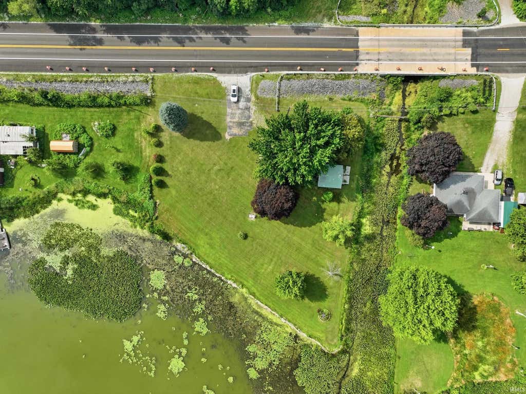 Photo of 2915 E State Road, Albion, IN 46701 (MLS # 202632326)
