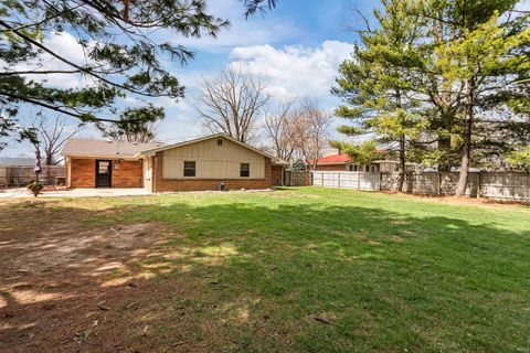 Tiny photo for 3201 Alameda Boulevard, Kokomo, IN 46902 (MLS # 202609809)
