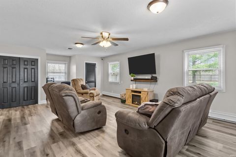 Tiny photo for 3201 Alameda Boulevard, Kokomo, IN 46902 (MLS # 202609809)