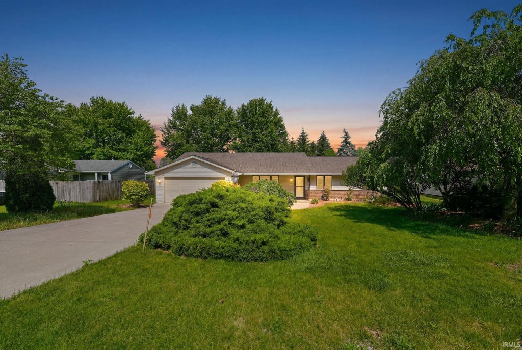 Photo of 3940 N Washington Road, Fort Wayne, IN 46804 (MLS # 202622803)