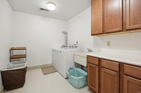 Tiny photo for 1625 Cottonwood Circle, Lafayette, IN 47905 (MLS # 202614277)