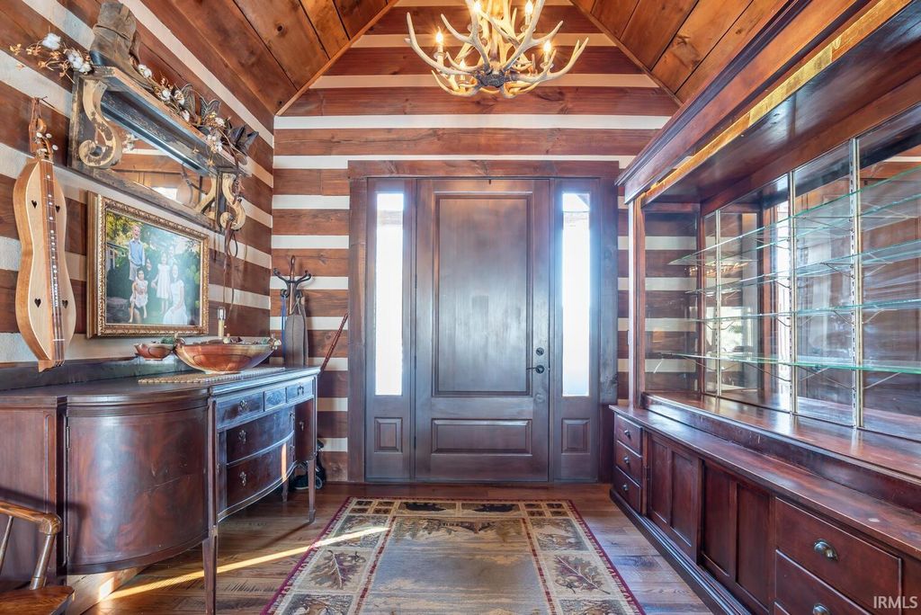 Photo of 1901 E Lukes Court, Bloomington, IN 47401 (MLS # 202603295)