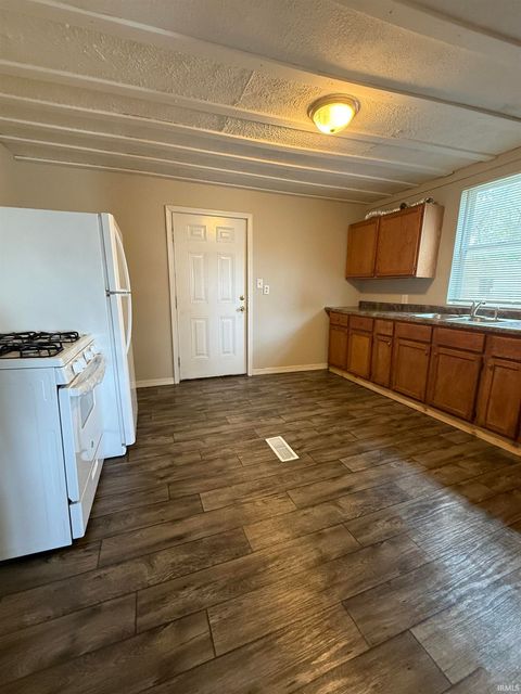 Tiny photo for 1810 N Market Street, Kokomo, IN 46901 (MLS # 202538670)