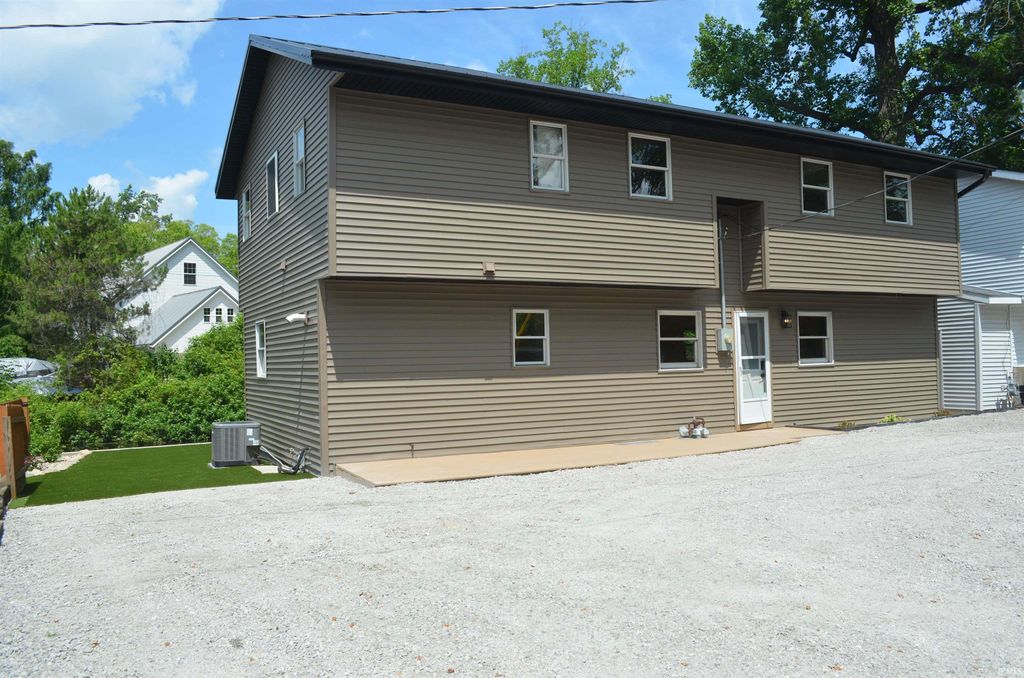 Photo of 11683 N Black Point Road, Syracuse, IN 46567 (MLS # 202627789)