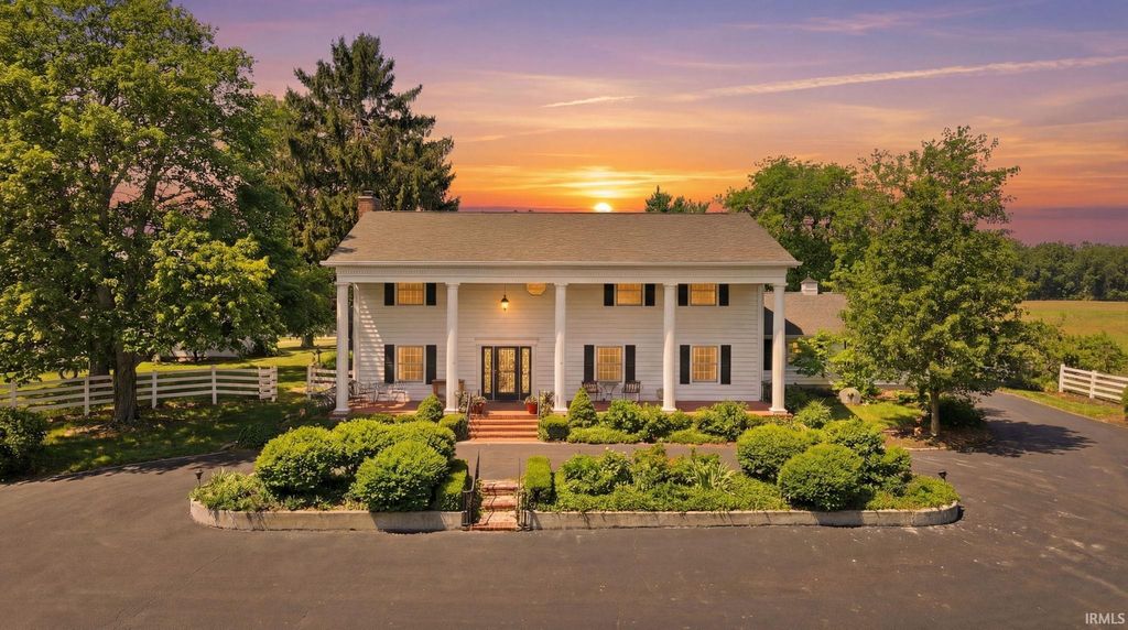 Photo of 3083 County Rd 36, Auburn, IN 46706 (MLS # 202607167)