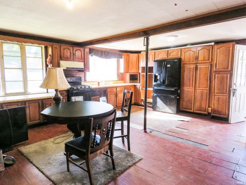 Tiny photo for 1800 SPEAR Street, Logansport, IN 46947 (MLS # 202539744)