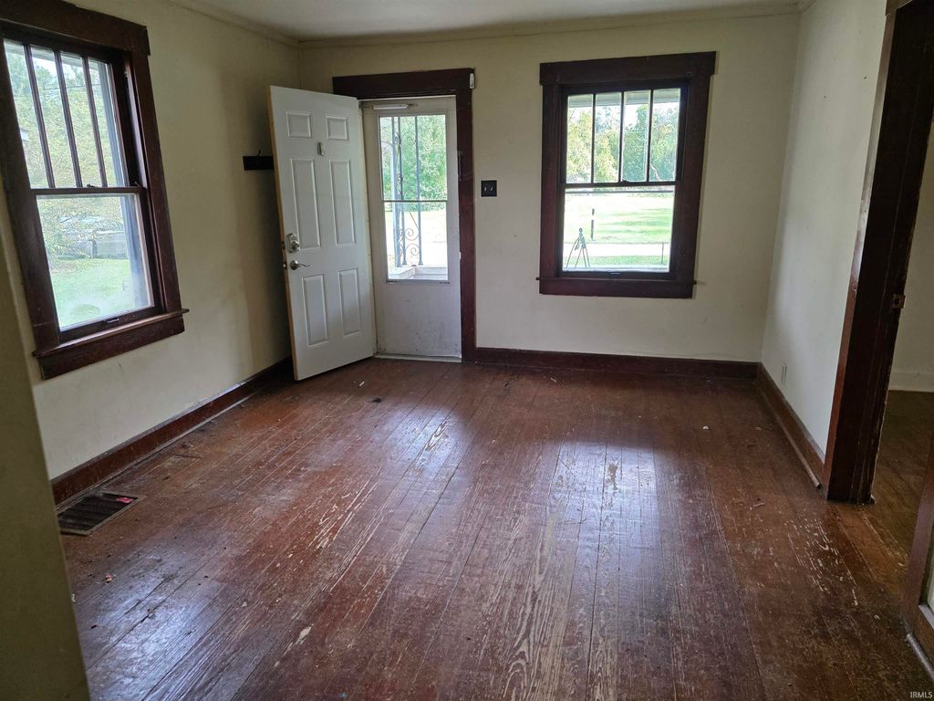 Photo of 115 N Johnson Avenue, Bloomington, IN 47404 (MLS # 202541370)