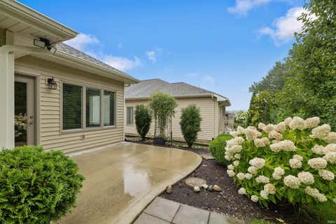 Tiny photo for 9308 Colchester Terrace, Fort Wayne, IN 46825 (MLS # 202633443)