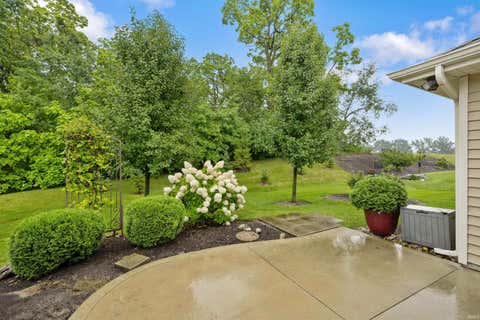 Tiny photo for 9308 Colchester Terrace, Fort Wayne, IN 46825 (MLS # 202633443)