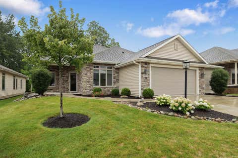 Tiny photo for 9308 Colchester Terrace, Fort Wayne, IN 46825 (MLS # 202633443)