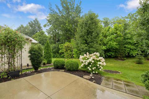 Tiny photo for 9308 Colchester Terrace, Fort Wayne, IN 46825 (MLS # 202633443)